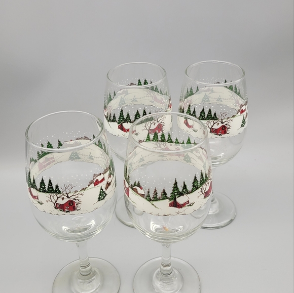 Vintage Winter Village Stemware Holiday Entertaining Water Goblets Wine Glasses - Picture 6 of 8
